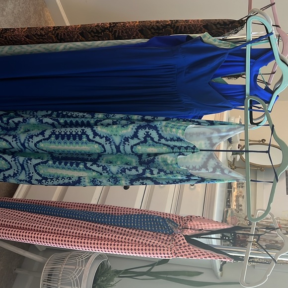 Blue Green White Maxi Formal Dress - Picture 2 of 3